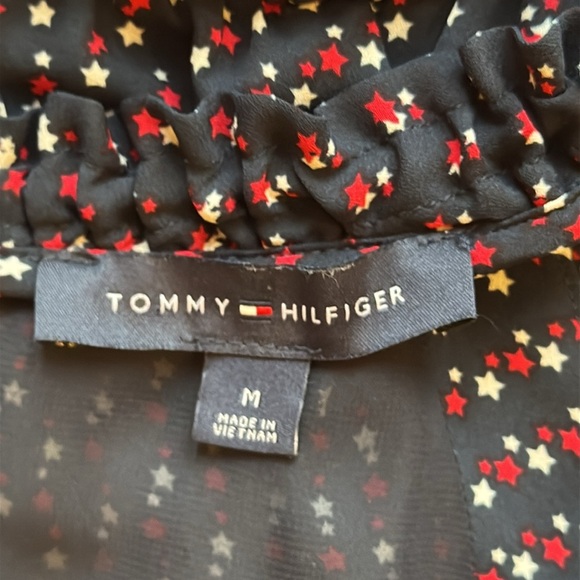 Tommy Hilfiger top EUC size Medium - Picture 10 of 12